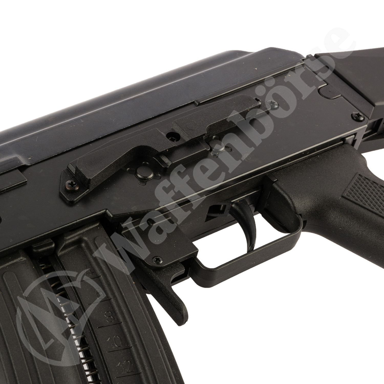 GERMAN Kalaschnikov GSG - 47  Halbautomat   . 22 lr